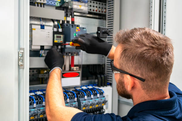 Staples, CT Electrician Pros